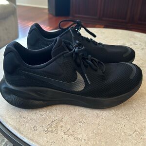 Nike Black Revolution 7 Running Shoe